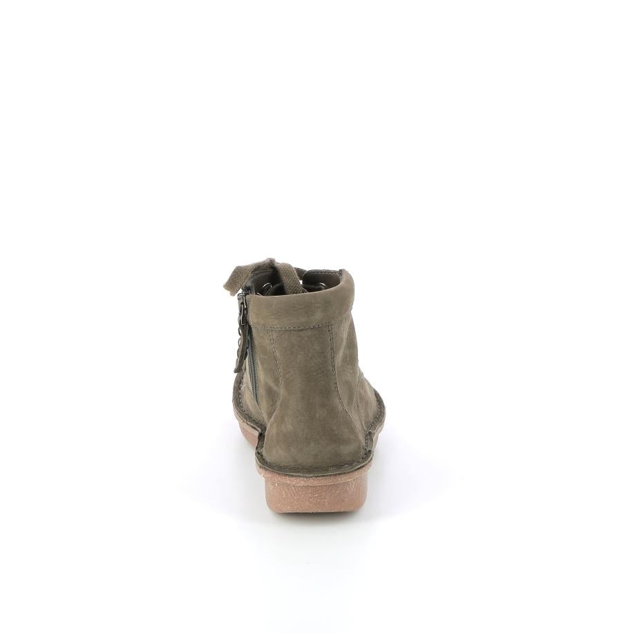 CLARKS Boots/Bottines - Couleur: Vert - Mano Shoes and Bags